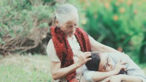 Mơ thấy người thân đánh con gì? Là điềm gì?